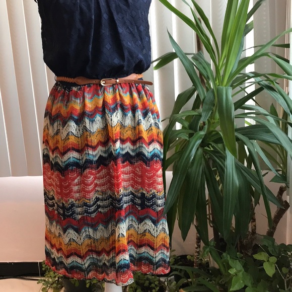 NWOT beautiful dress - Picture 5 of 6